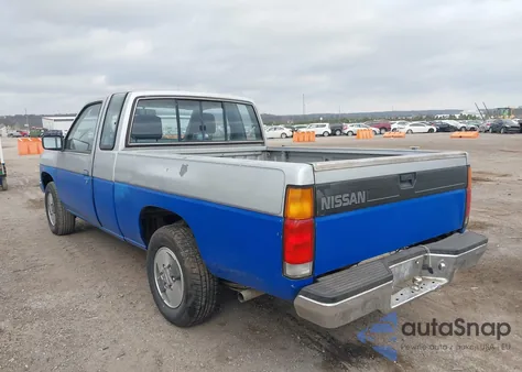1986 Nissan D21 King Cab from USA, damaged, VIN JN6HD16S9GW002954